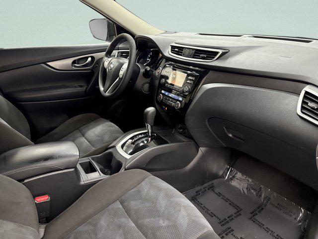 used 2016 Nissan Rogue car