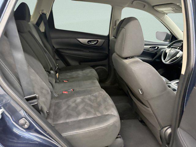 used 2016 Nissan Rogue car