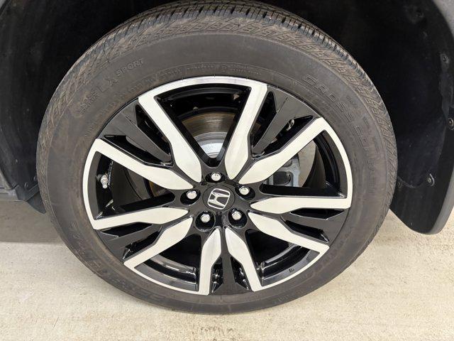 used 2022 Honda Pilot car, priced at $42,995
