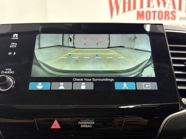 used 2022 Honda Pilot car, priced at $42,995