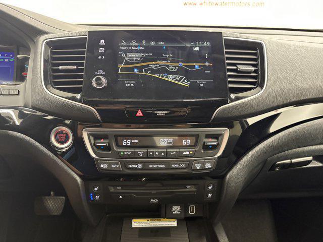 used 2022 Honda Pilot car, priced at $42,995