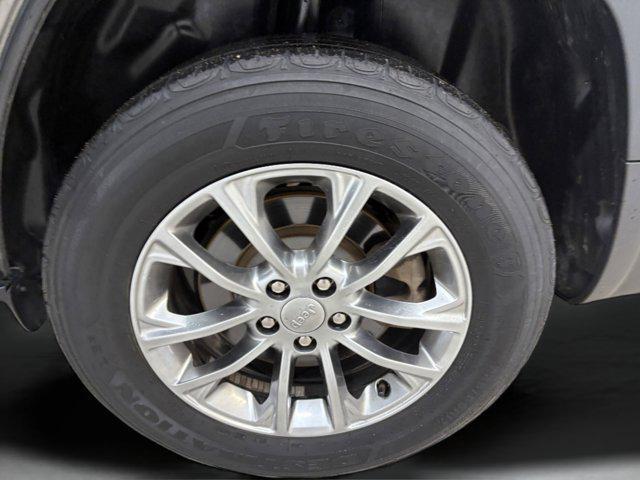 used 2019 Jeep Cherokee car, priced at $22,995