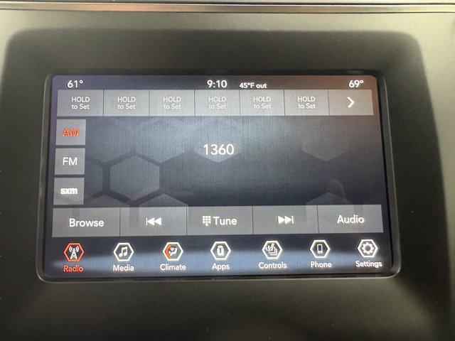 used 2019 Jeep Cherokee car, priced at $22,995