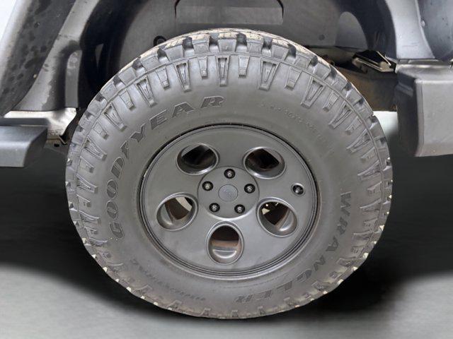 used 2014 Jeep Wrangler Unlimited car, priced at $17,995