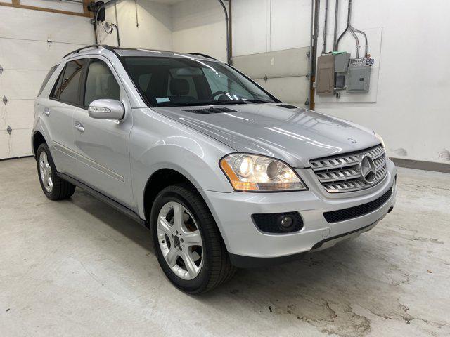 used 2008 Mercedes-Benz M-Class car, priced at $10,995