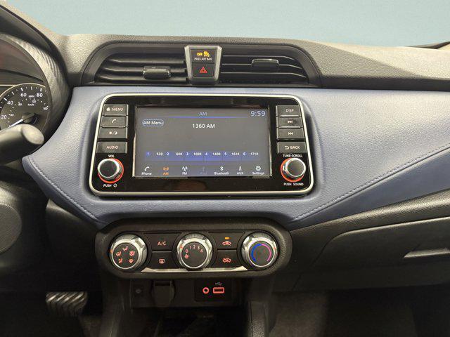 used 2023 Nissan Versa car