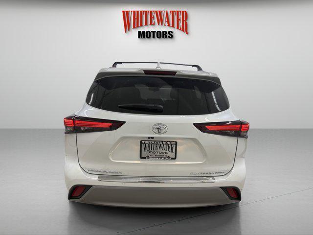 used 2024 Toyota Highlander car, priced at $52,995