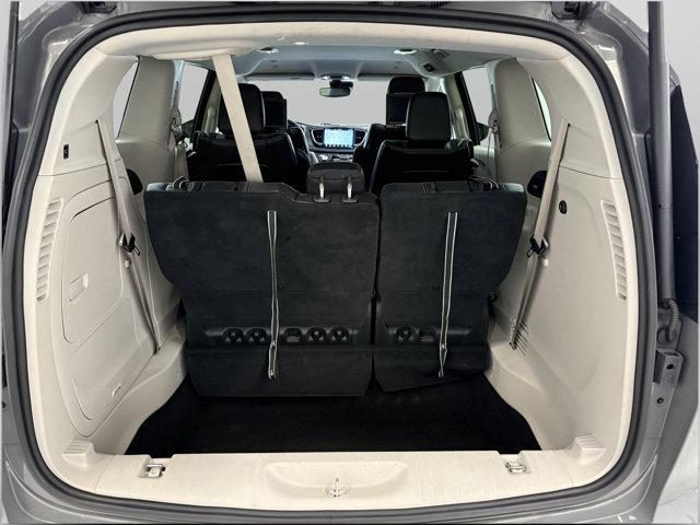 used 2022 Chrysler Pacifica Hybrid car, priced at $26,995