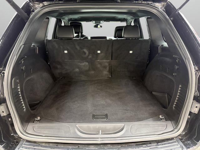 used 2020 Jeep Grand Cherokee car, priced at $18,995