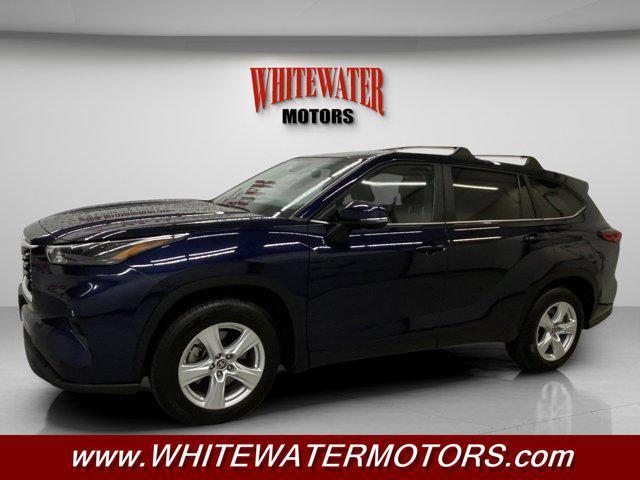 used 2023 Toyota Highlander car, priced at $31,995