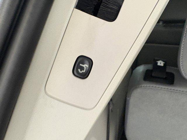 used 2012 Volkswagen Routan car, priced at $9,995