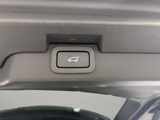 used 2019 Land Rover Discovery car, priced at $25,995