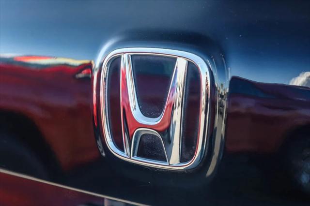 used 2022 Honda Pilot car, priced at $30,739