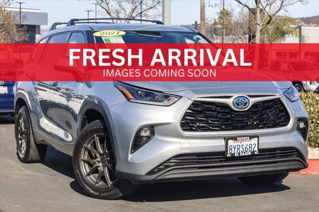 used 2021 Toyota Highlander Hybrid car, priced at $31,497