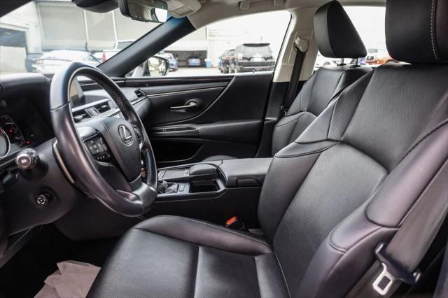 used 2020 Lexus ES 350 car, priced at $27,998