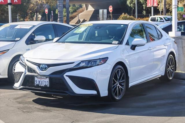 used 2024 Toyota Camry Hybrid car, priced at $31,497