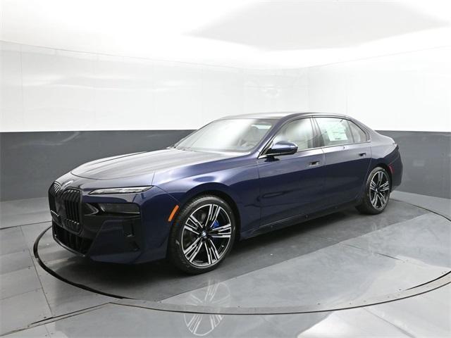 new 2025 BMW 760 car, priced at $131,730