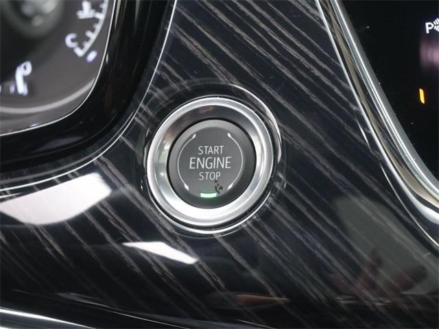 used 2025 Cadillac XT6 car, priced at $51,435