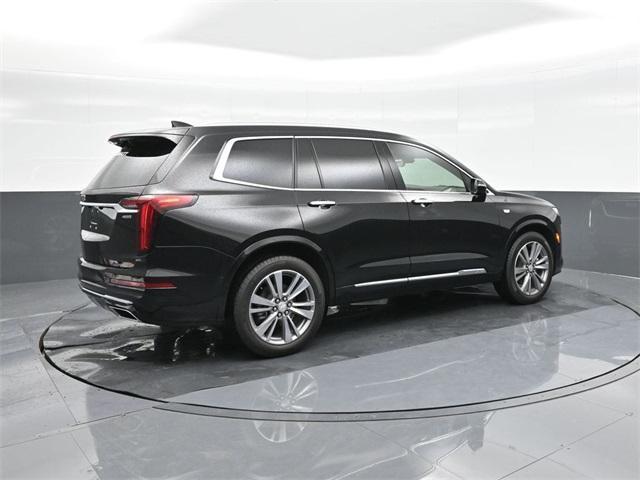 used 2025 Cadillac XT6 car, priced at $51,435