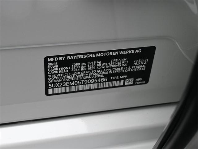 new 2026 BMW X7 car, priced at $89,435