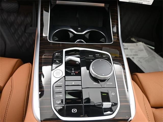 new 2026 BMW X7 car, priced at $89,435