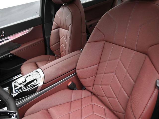 new 2026 BMW i7 car, priced at $116,070