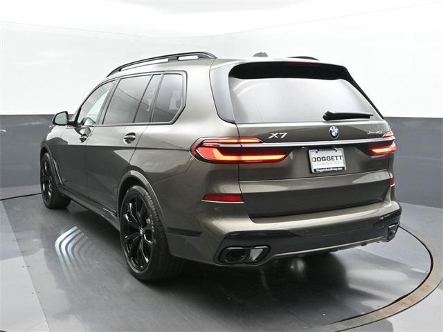 new 2025 BMW X7 car, priced at $95,015