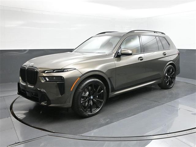 new 2025 BMW X7 car, priced at $95,015