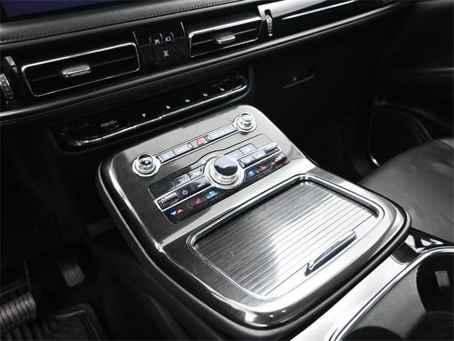 used 2022 Lincoln Nautilus car, priced at $35,990