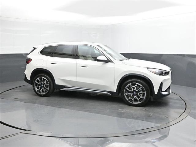 new 2025 BMW X1 car, priced at $45,625