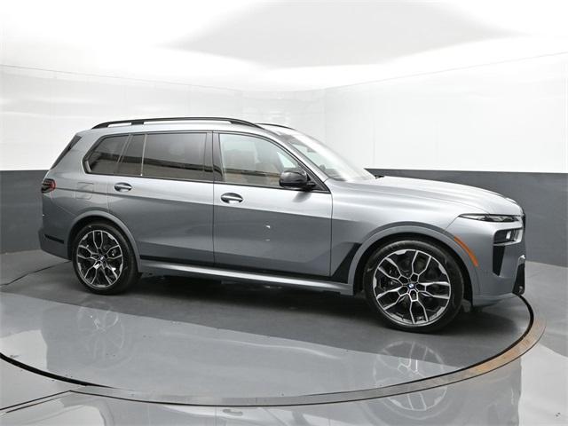 new 2025 BMW X7 car, priced at $120,020