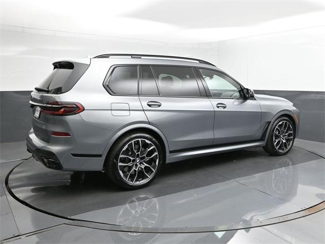 new 2025 BMW X7 car, priced at $120,020