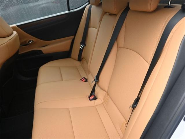 used 2023 Lexus ES 350 car, priced at $34,157