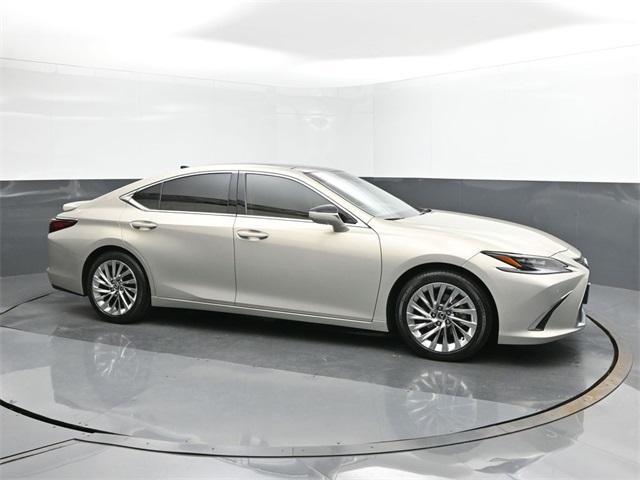 used 2023 Lexus ES 350 car, priced at $44,497