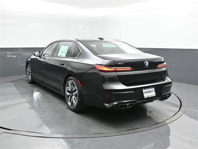 new 2025 BMW 760 car, priced at $138,680