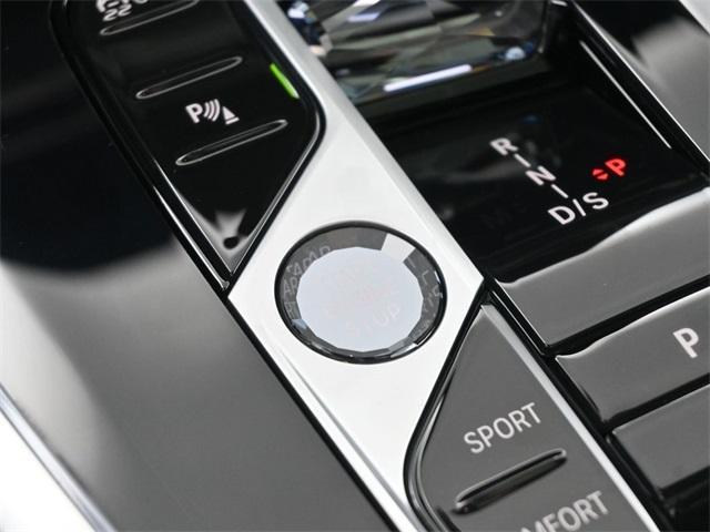 new 2026 BMW X7 car, priced at $122,315