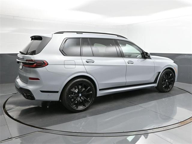 new 2025 BMW X7 car, priced at $113,800