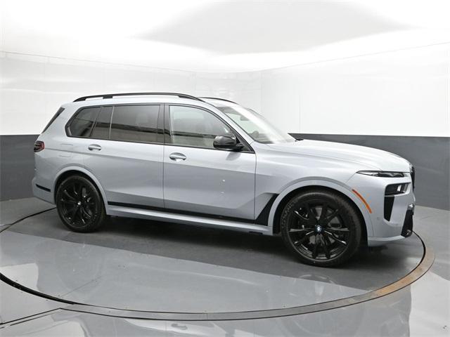 new 2025 BMW X7 car, priced at $113,800