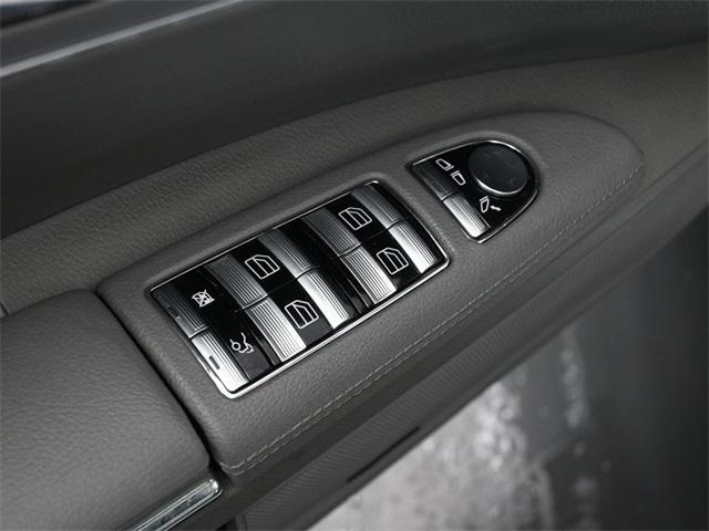 used 2007 Mercedes-Benz S-Class car, priced at $10,995