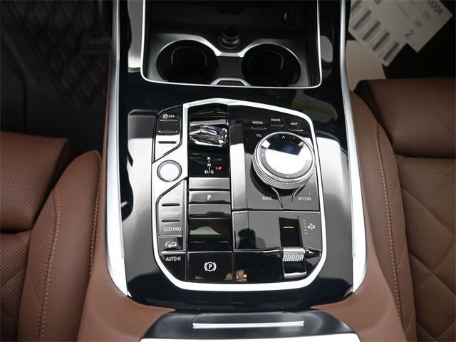 new 2026 BMW X7 car, priced at $102,015