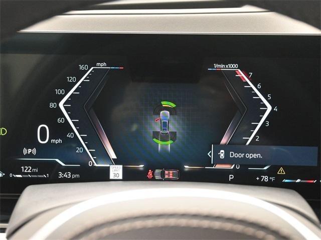 new 2026 BMW X7 car, priced at $102,015