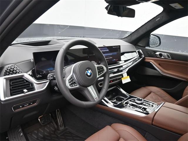 new 2026 BMW X7 car, priced at $102,015
