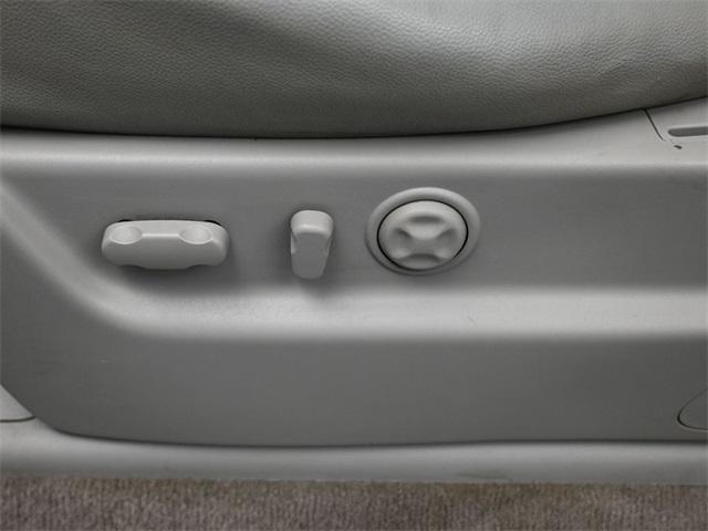 used 2010 GMC Yukon car, priced at $8,995