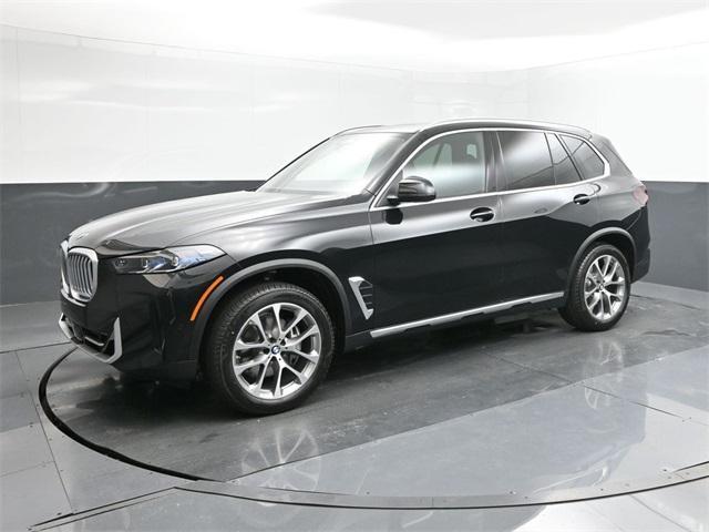 new 2025 BMW X5 car, priced at $67,825