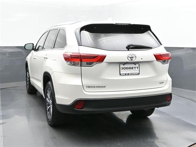 used 2017 Toyota Highlander car, priced at $24,195