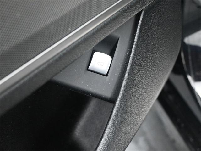 used 2018 BMW 740 car, priced at $16,478