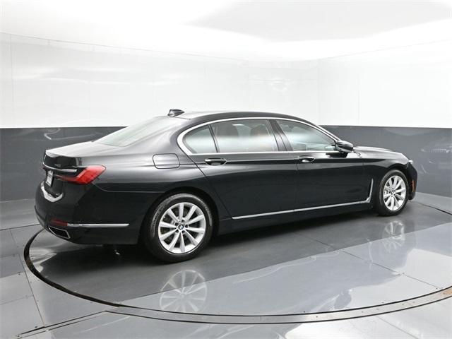 used 2022 BMW 740 car