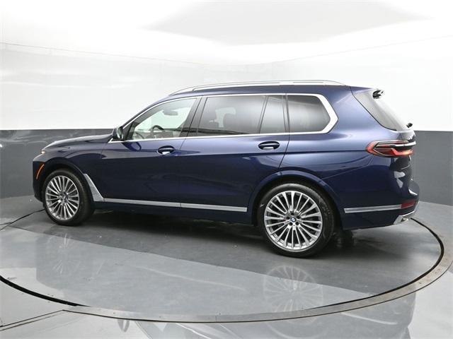 new 2025 BMW X7 car, priced at $107,130