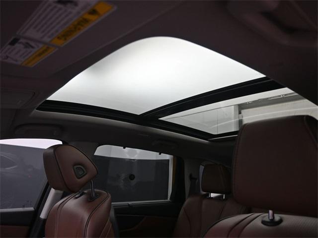 used 2022 Acura MDX car, priced at $40,591