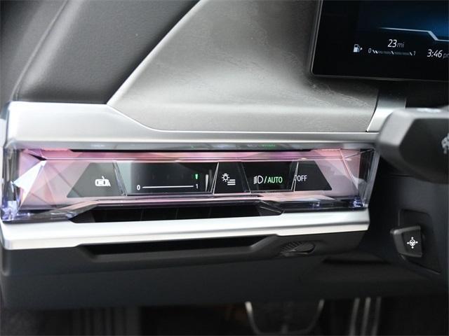 new 2025 BMW 740 car, priced at $117,675